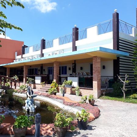 Sea Garden Resort Iloilo Exterior foto